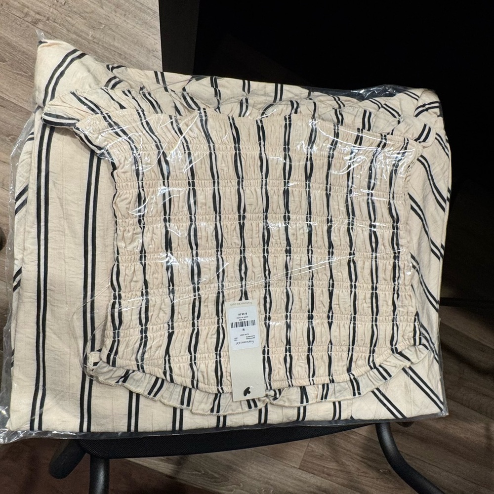 Francesca’s Taylor Swift Engagement Dress Look-Alike (NWT) Small/Medium/Large - Picture 14 of 15